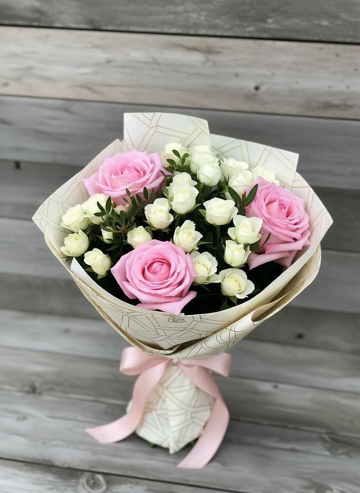 Букет цветов из: Розы в Новом Хушете