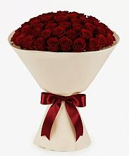Букет 101 Бордовая роза Блэк Бакарра в Новом Хушете
