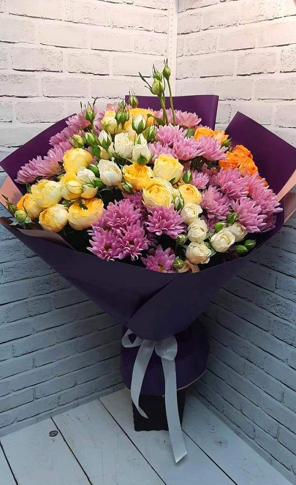 Букет цветов из: Хризантемы и Розы в Новом Хушете