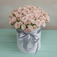 Цветочная композиция из Розы в шляпной коробке #REPLACE_PRED# Новом Хушете