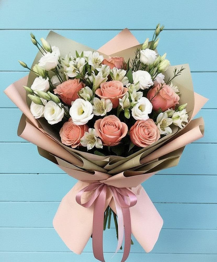 Букет цветов из: Розы, Альстромерии и Лизиантусы в Новом Хушете