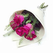 Букет цветов из:  Розы в Новом Хушете