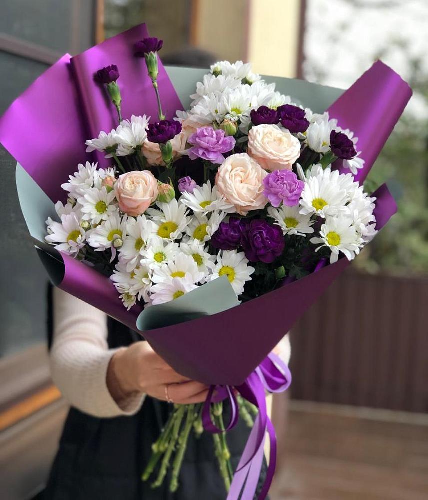 Букет цветов из: Хризантемы, Гвоздики и Розы в Новом Хушете