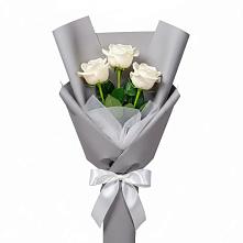 Букет 3 белые розы в Новом Хушете
