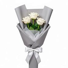 Букет 3 белые розы в Новом Хушете