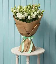 Букет цветов из:  Лизиантусы в Новом Хушете