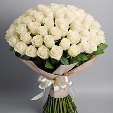 Букет 101 беля роза Белоснежка в Новом Хушете