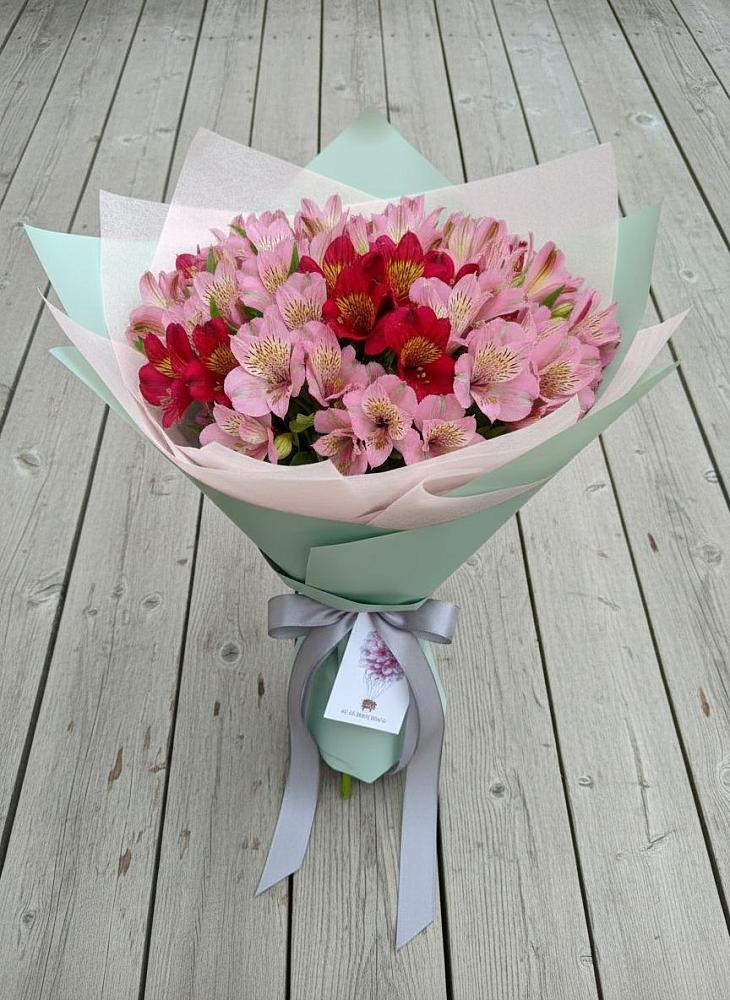 Букет цветов из: Альстромерии в Новом Хушете