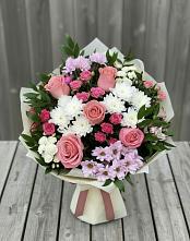 Букет цветов из:  Альстромерии, Гвоздики, Розы и Хризантемы в Новом Хушете