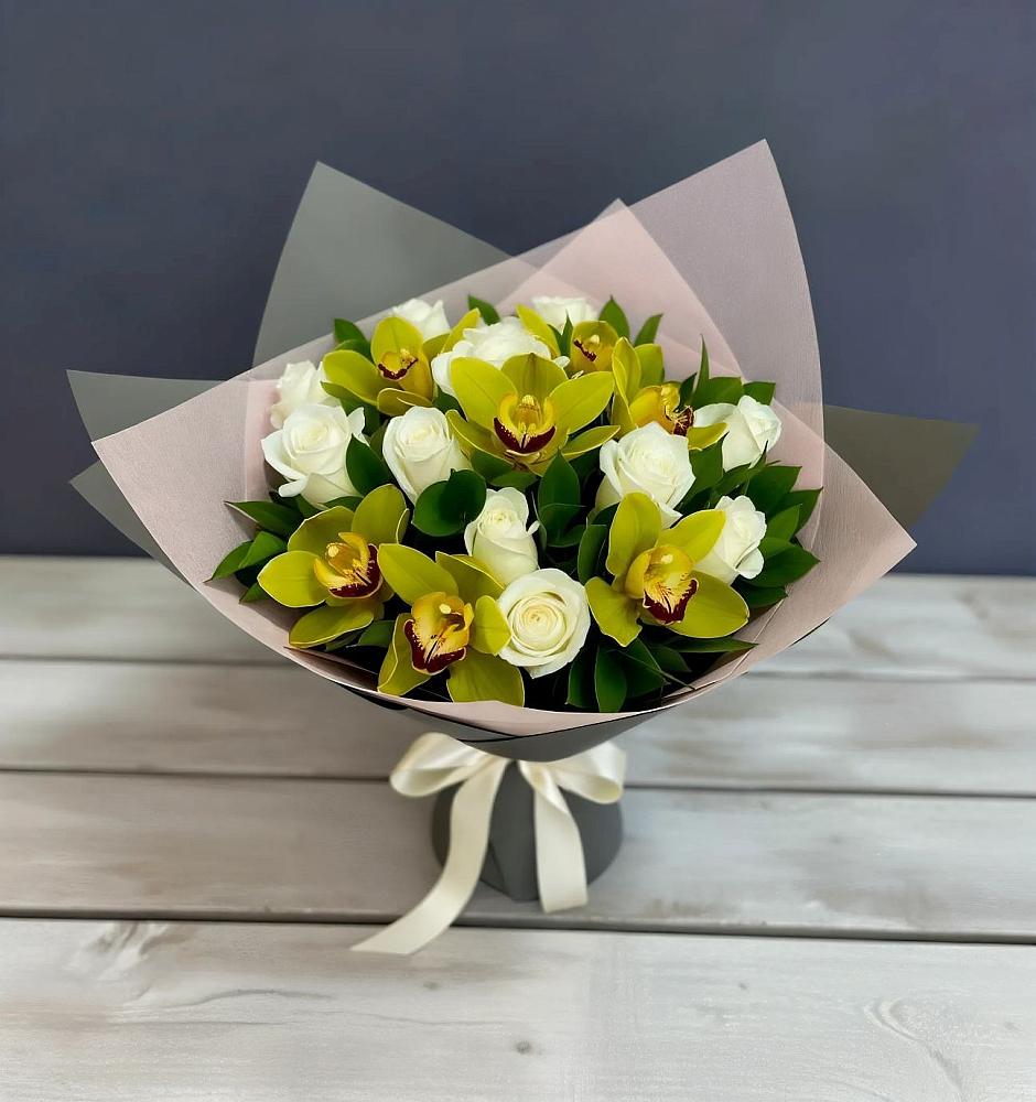 Букет цветов из: Орхидеи и Розы в Новом Хушете