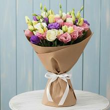 Букет цветов из:  Лизиантусы в Новом Хушете
