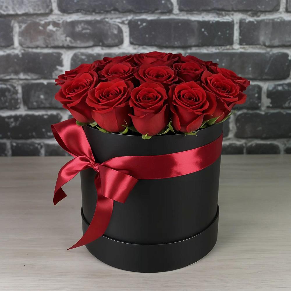 Цветочная композиция из Розы в шляпной коробке в Новом Хушете